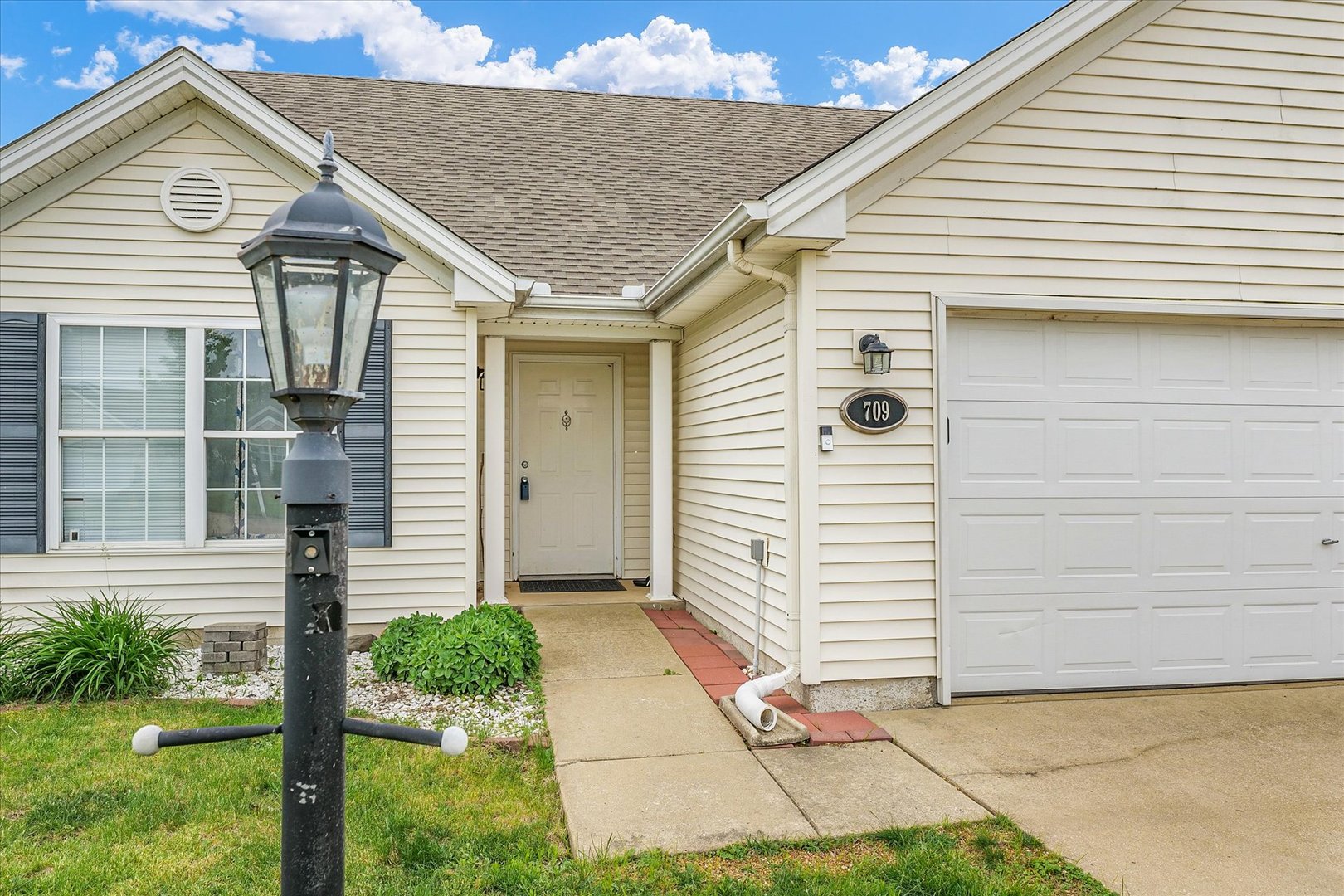 709 Bardeen Lane