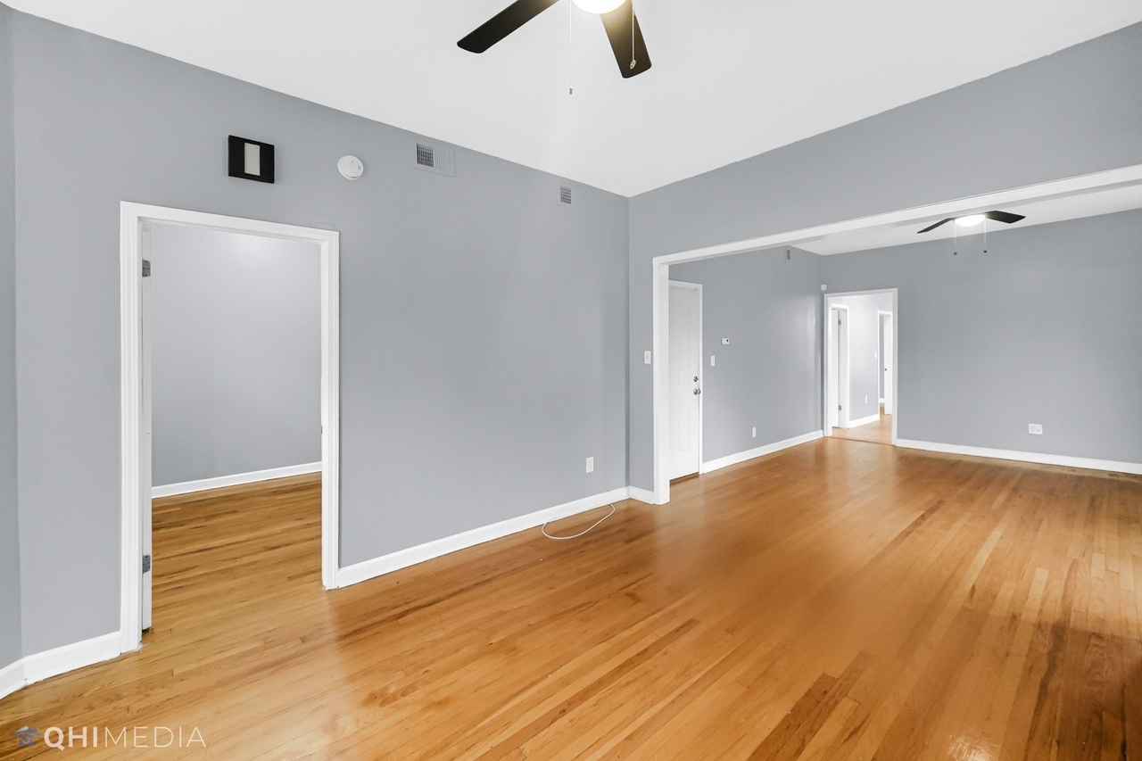 711 N Christiana Avenue