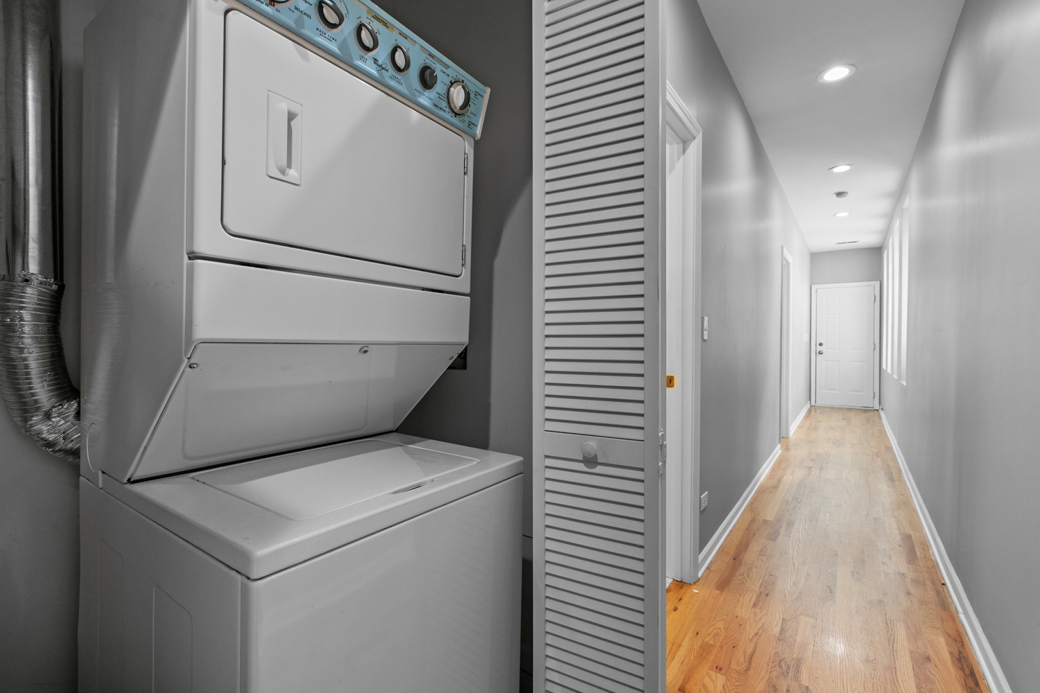 2249 W MONROE Street Unit: 4
