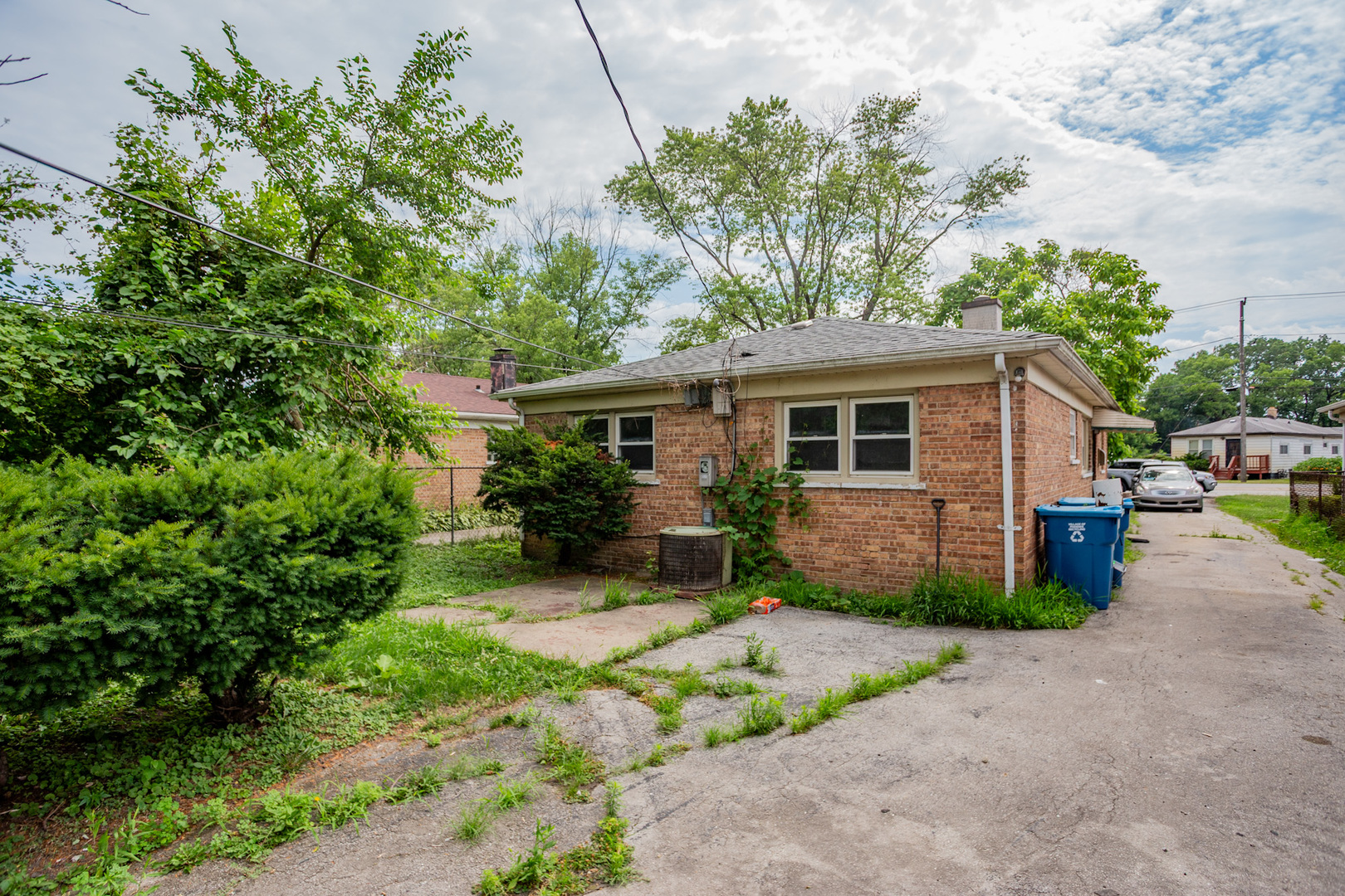 15533 Vincennes Road