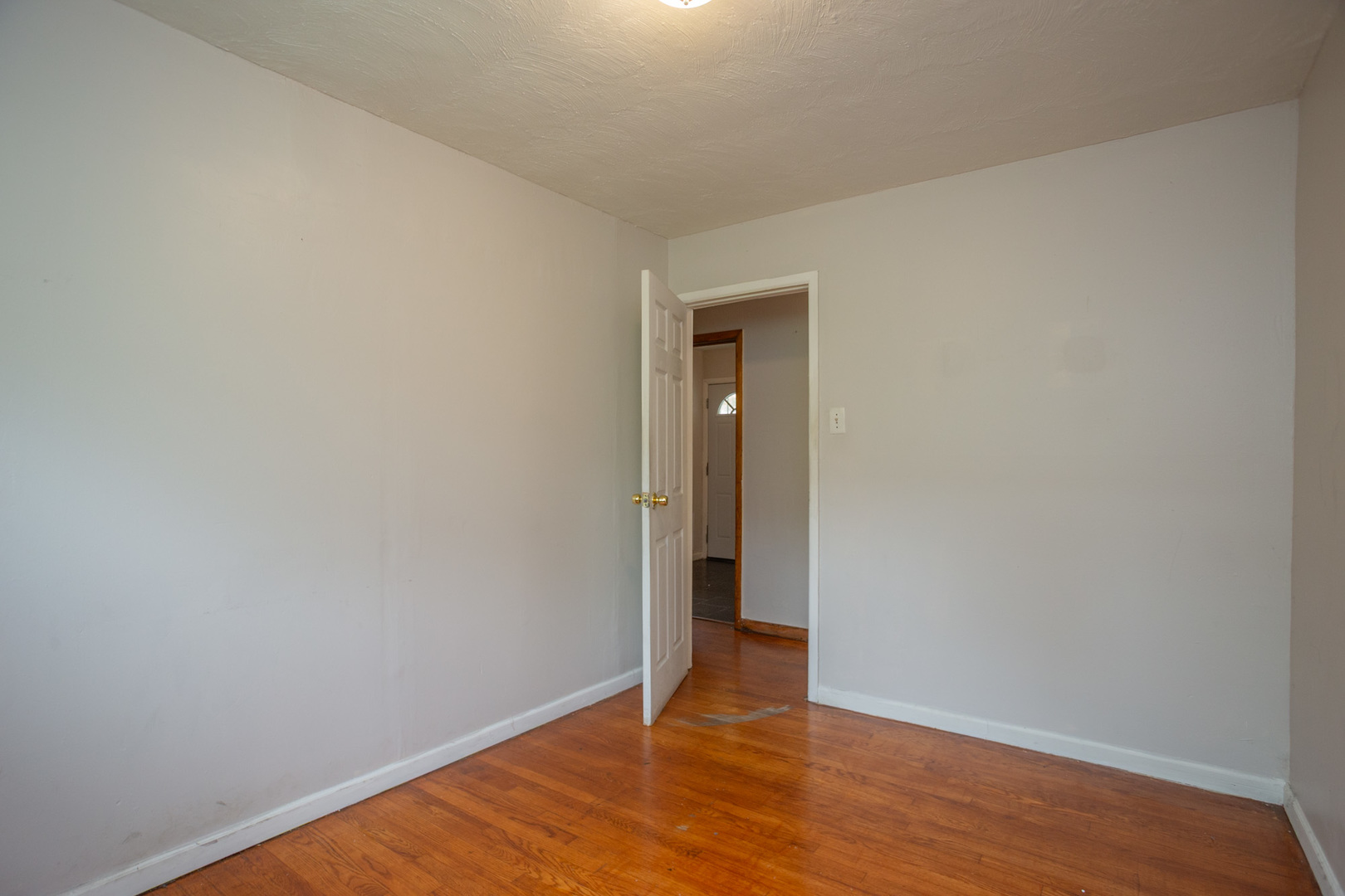 15533 Vincennes Road