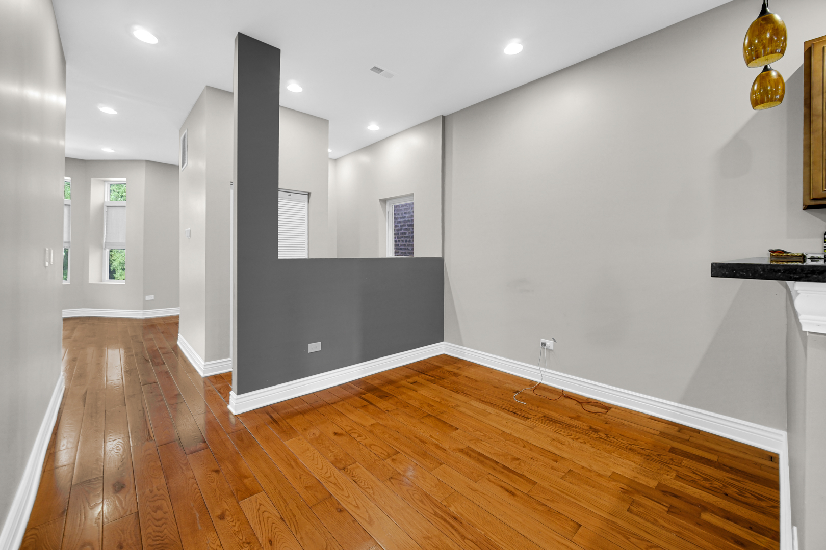5757 S Aberdeen Street
