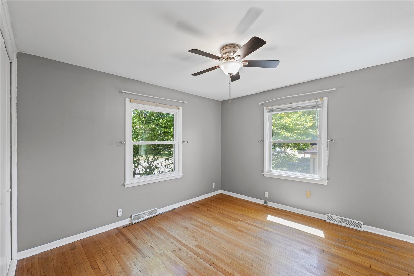 2007 S Prospect Avenue