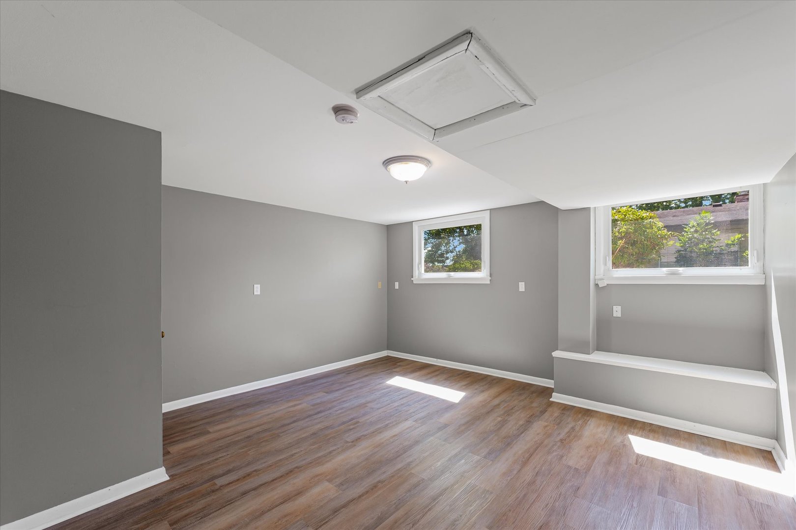2007 S Prospect Avenue