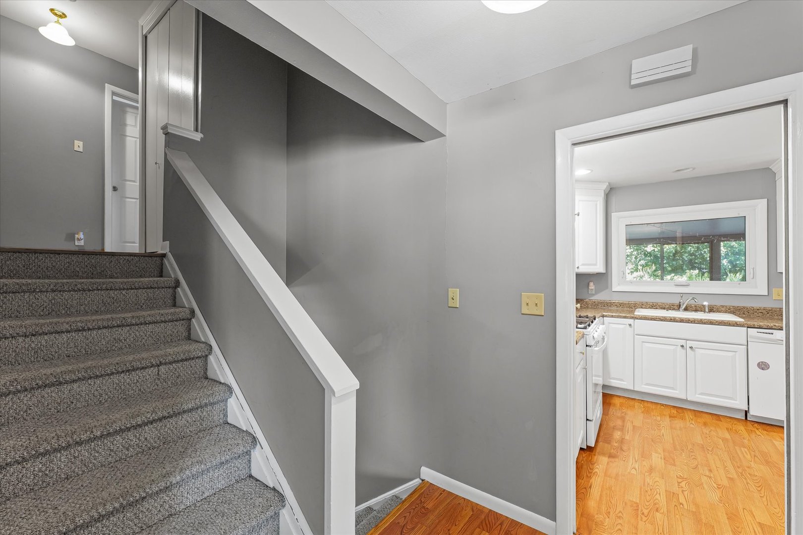 2007 S Prospect Avenue
