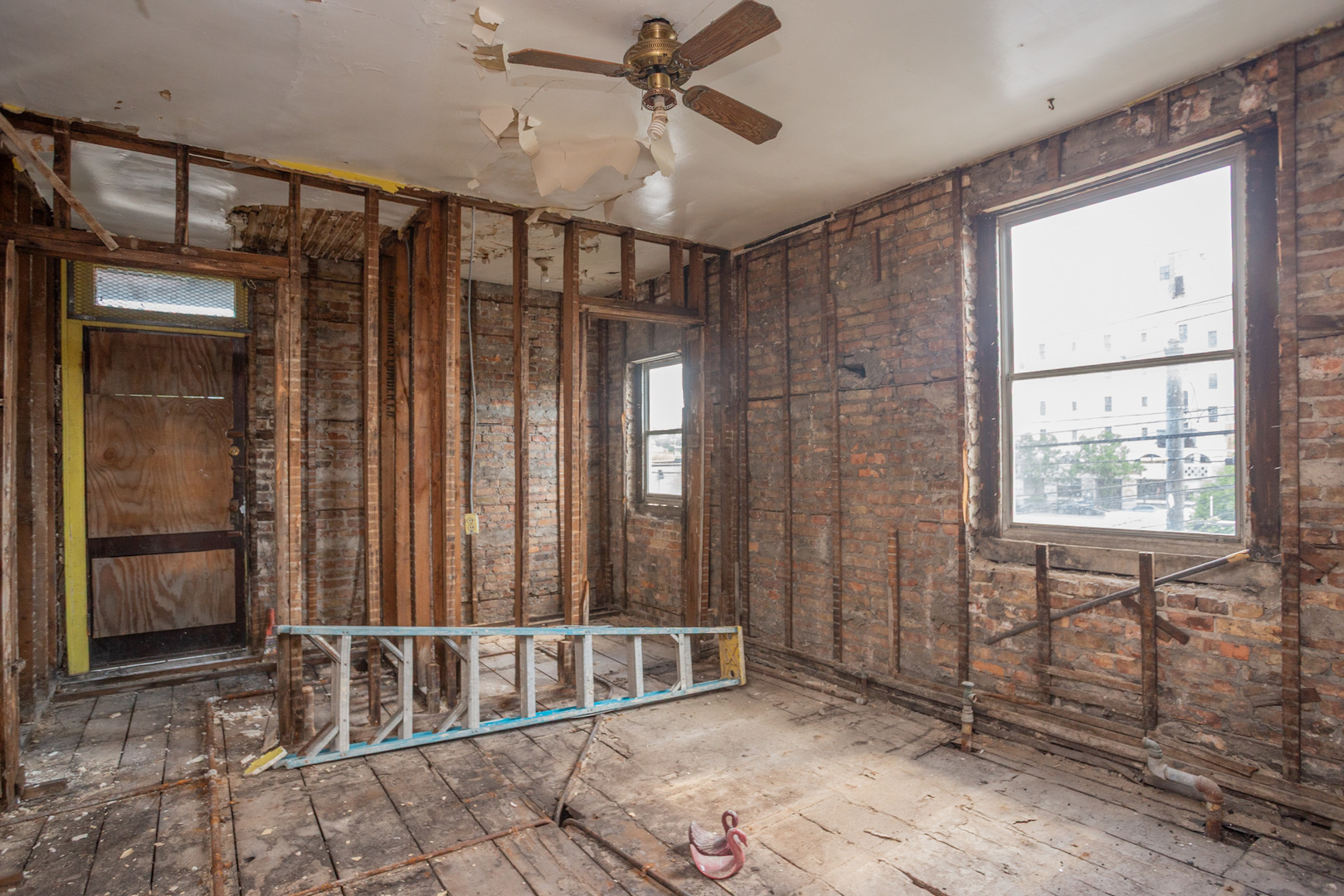 17 N Austin Boulevard