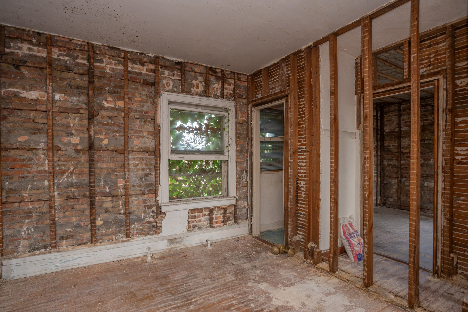 17 N Austin Boulevard