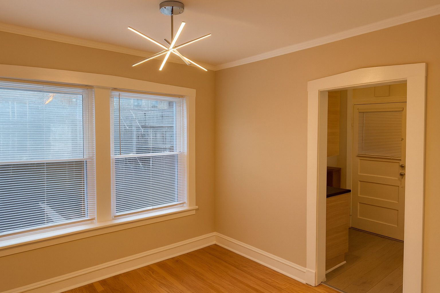 6638 S Greenwood Avenue Unit: 2B