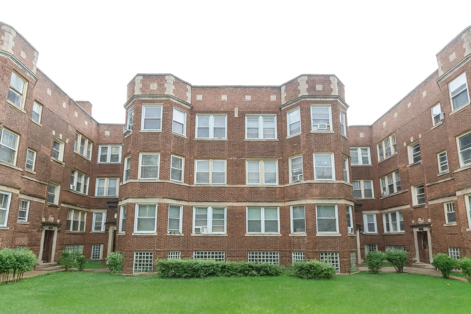 6638 S Greenwood Avenue Unit: 2B