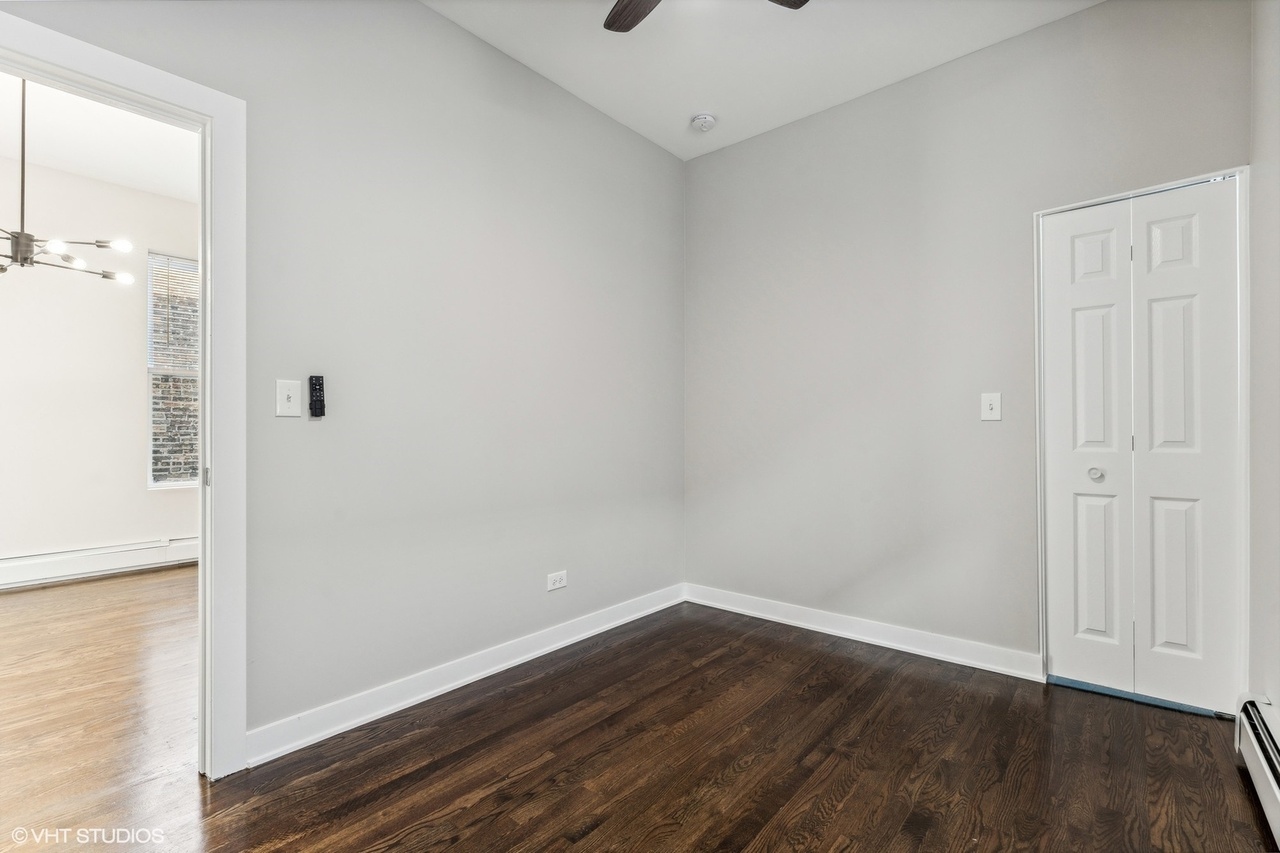 1754 E 73rd Street Unit: 2
