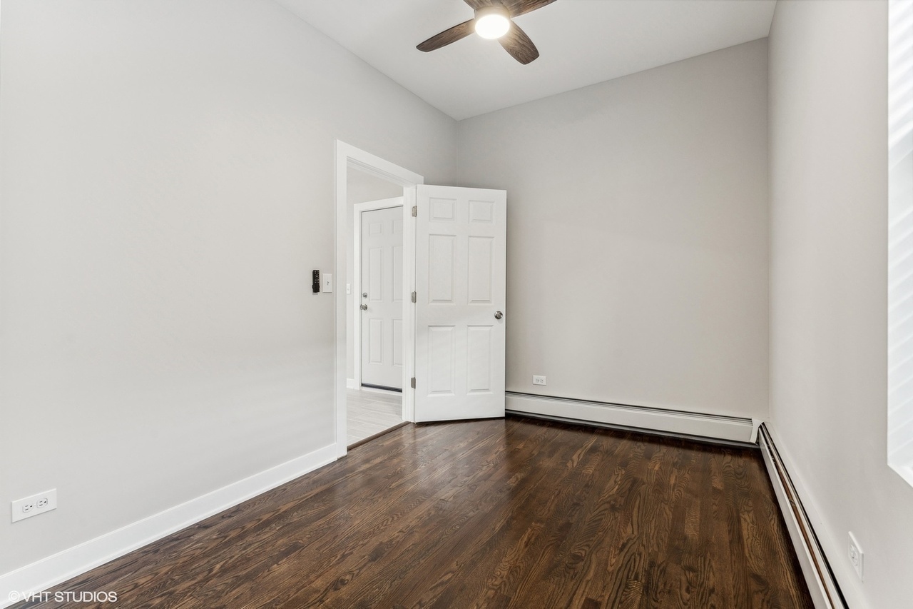 1754 E 73rd Street Unit: 1