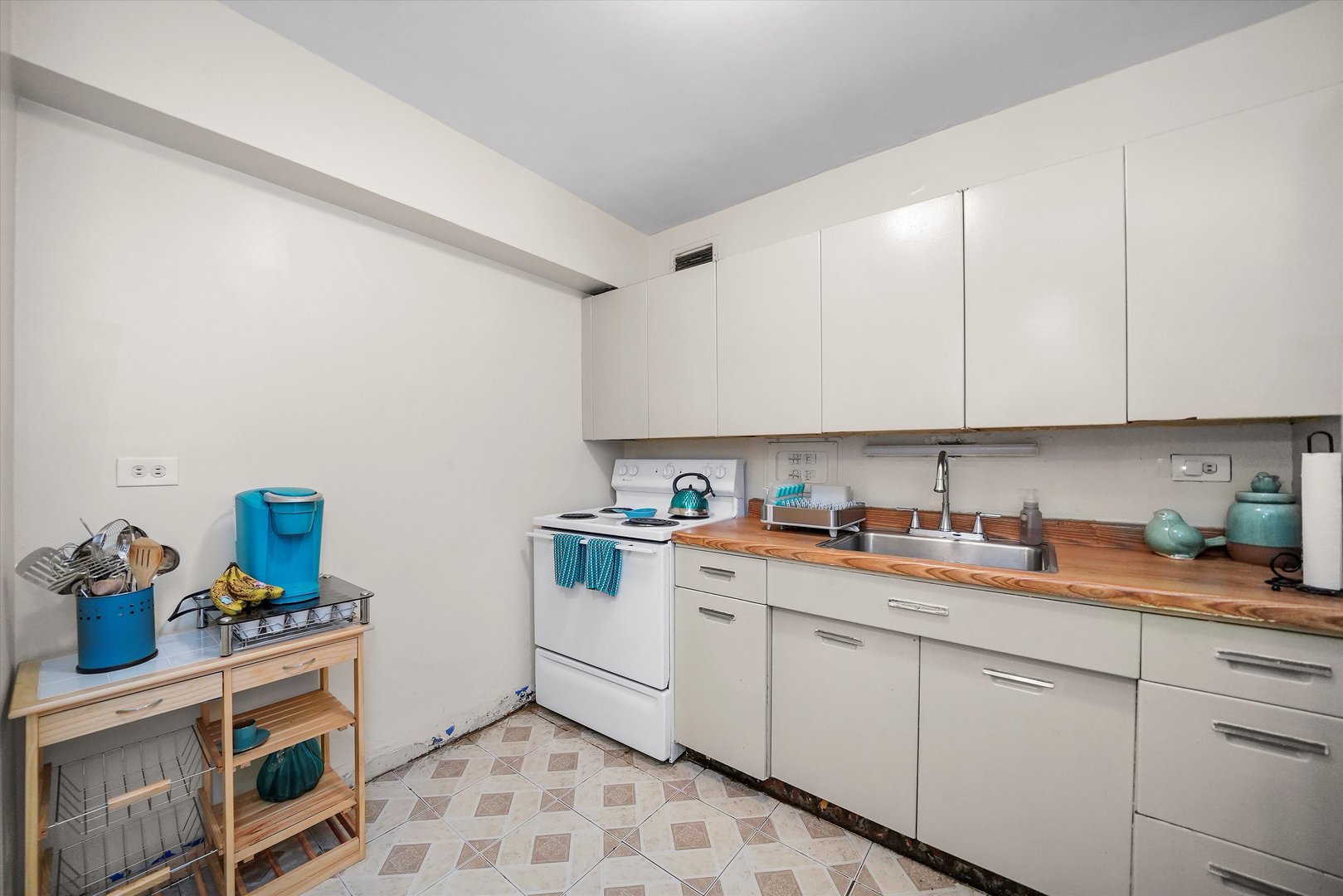 7337 S South Shore Drive Unit: 406