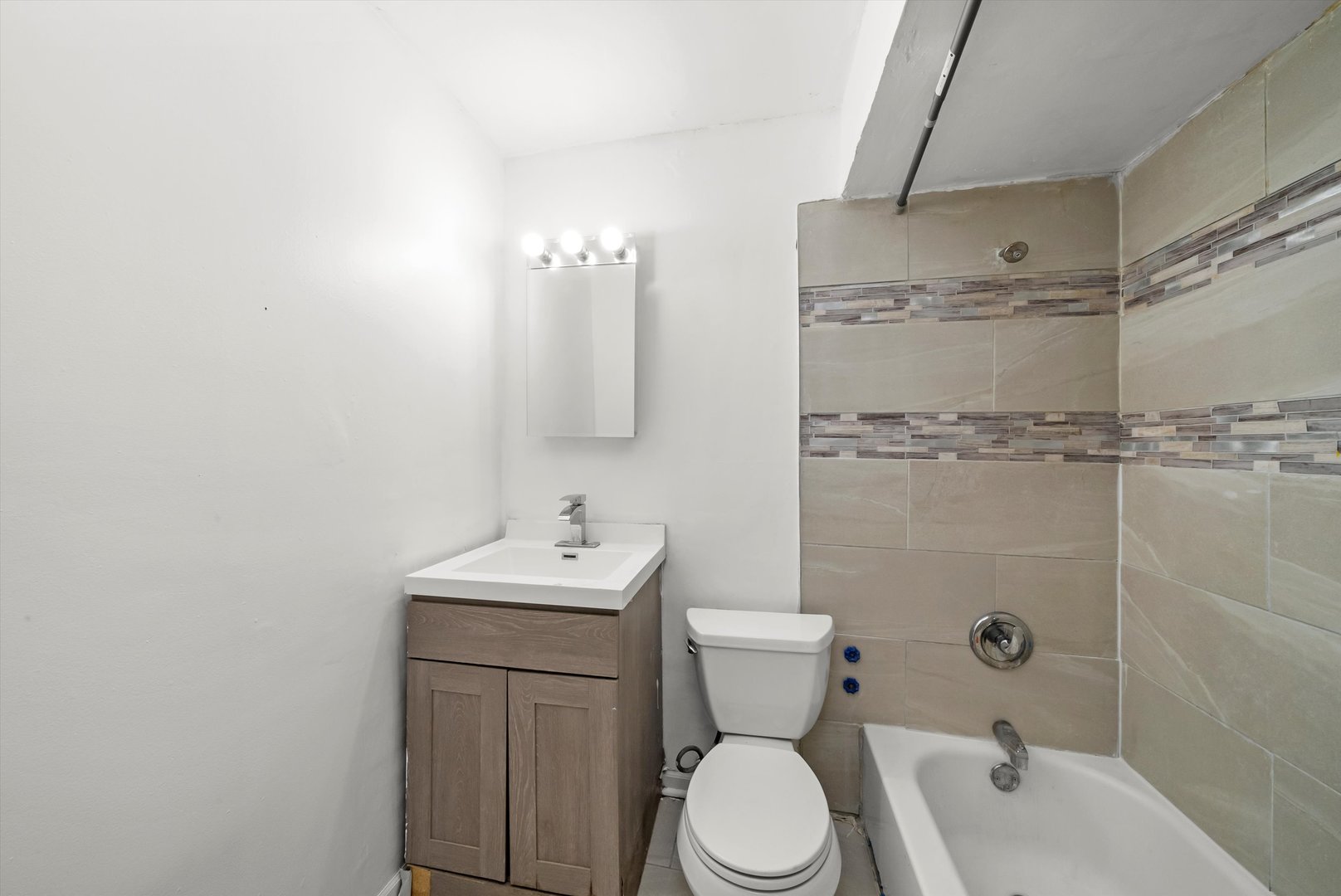7854 S South Shore Drive Unit: 313