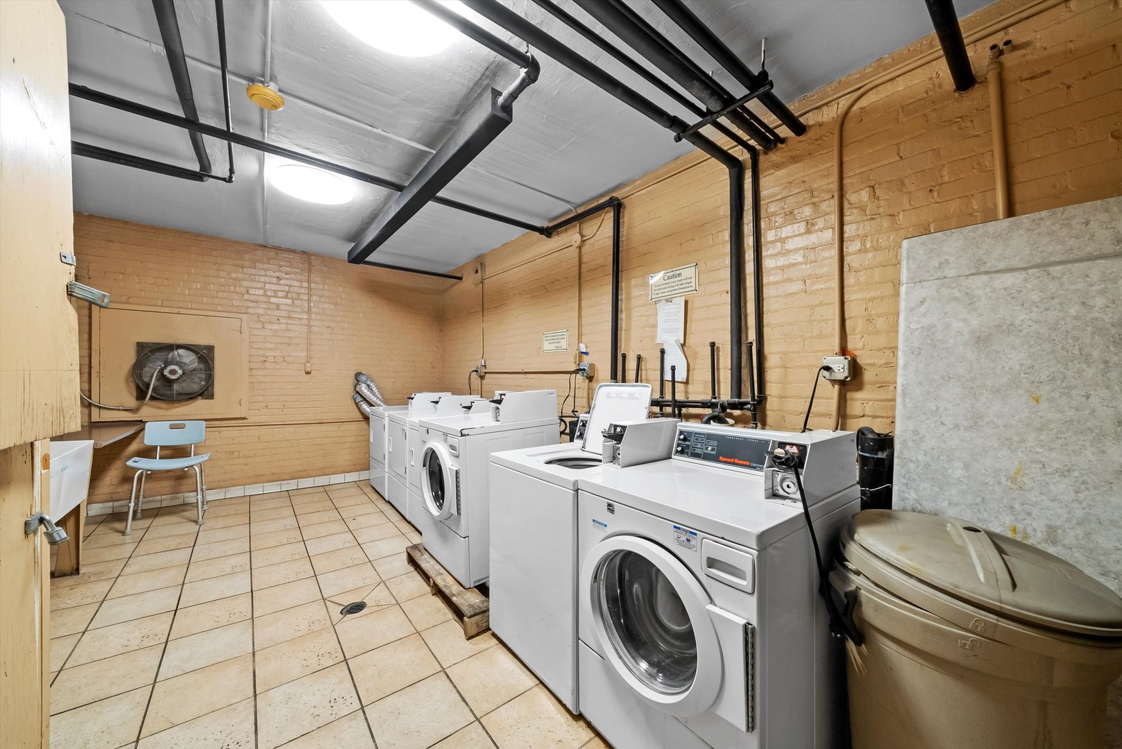 7854 S South Shore Drive Unit: 313