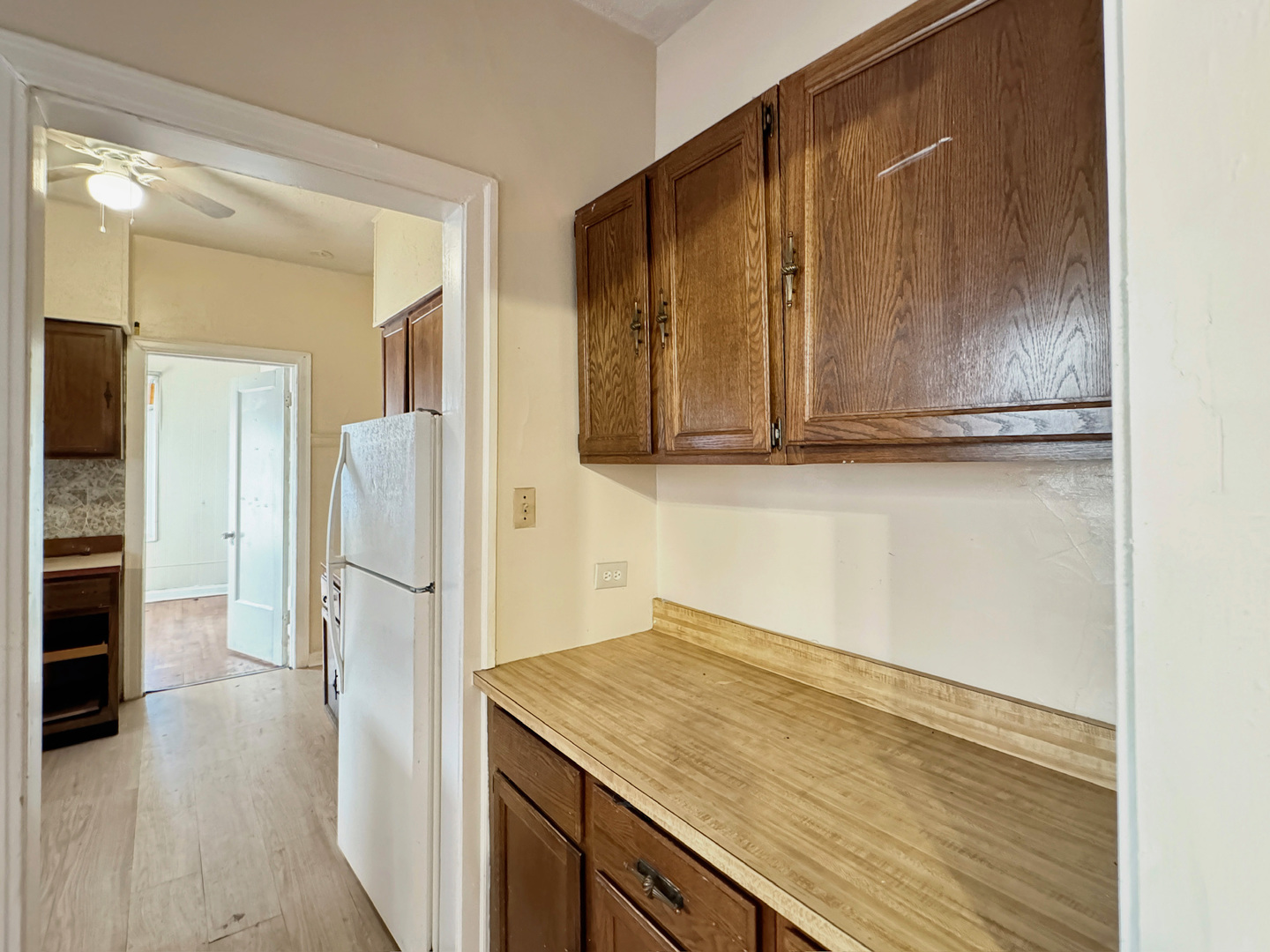 6832 S South Shore Drive Unit: 1