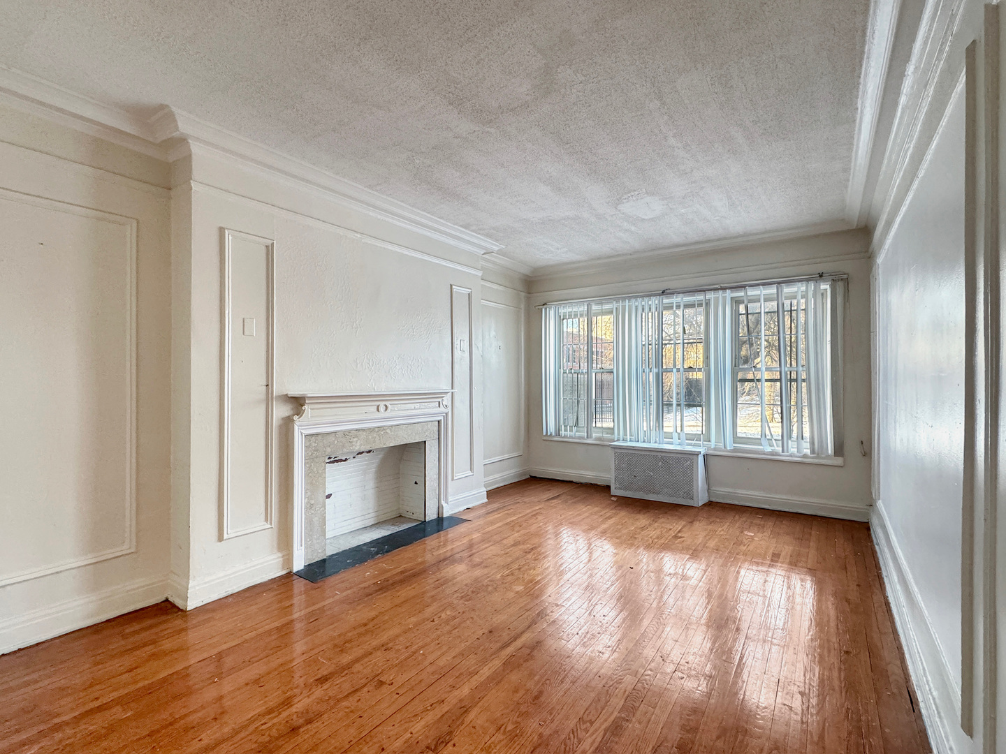 6832 S South Shore Drive Unit: 1