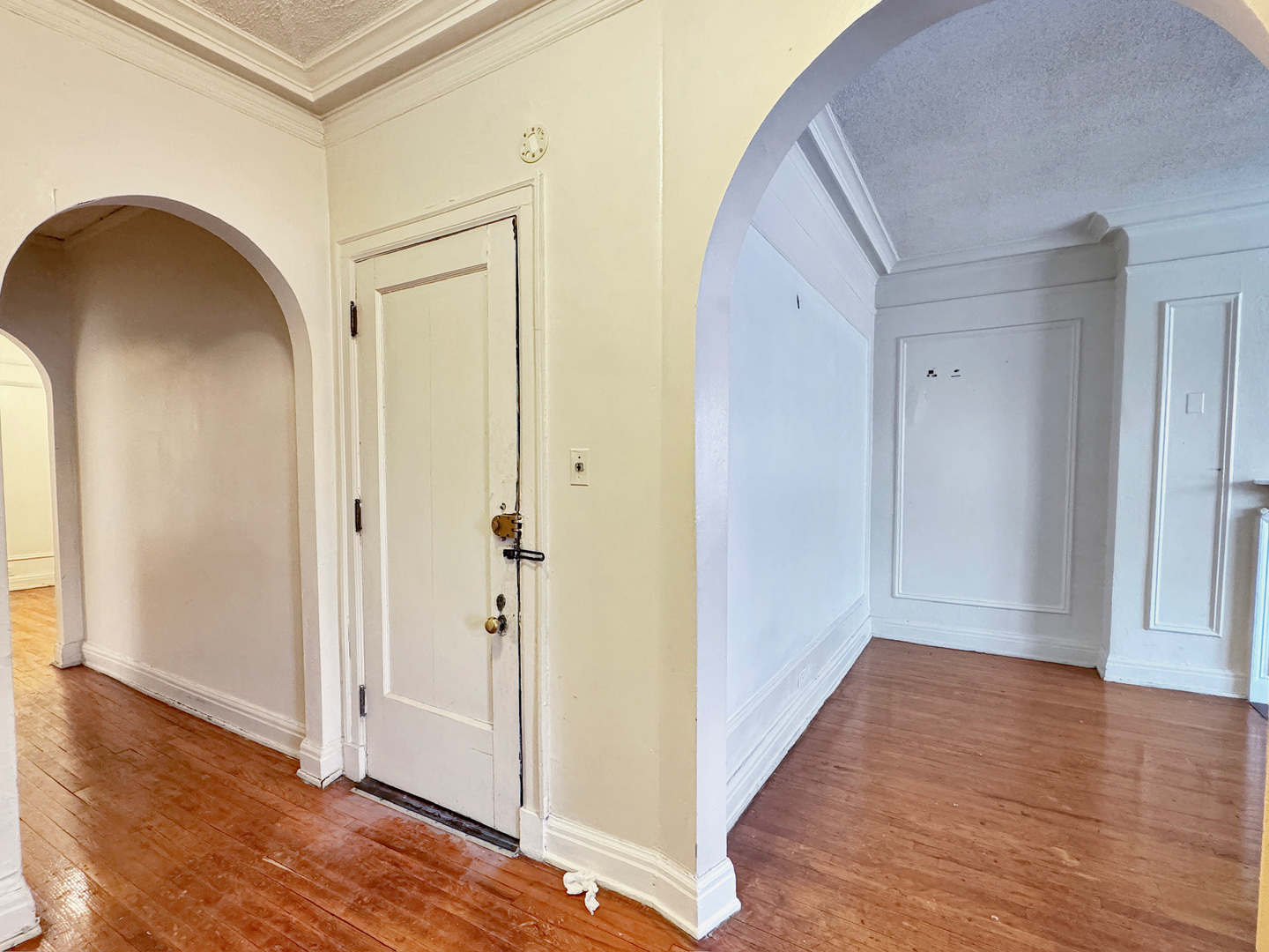 6832 S South Shore Drive Unit: 1