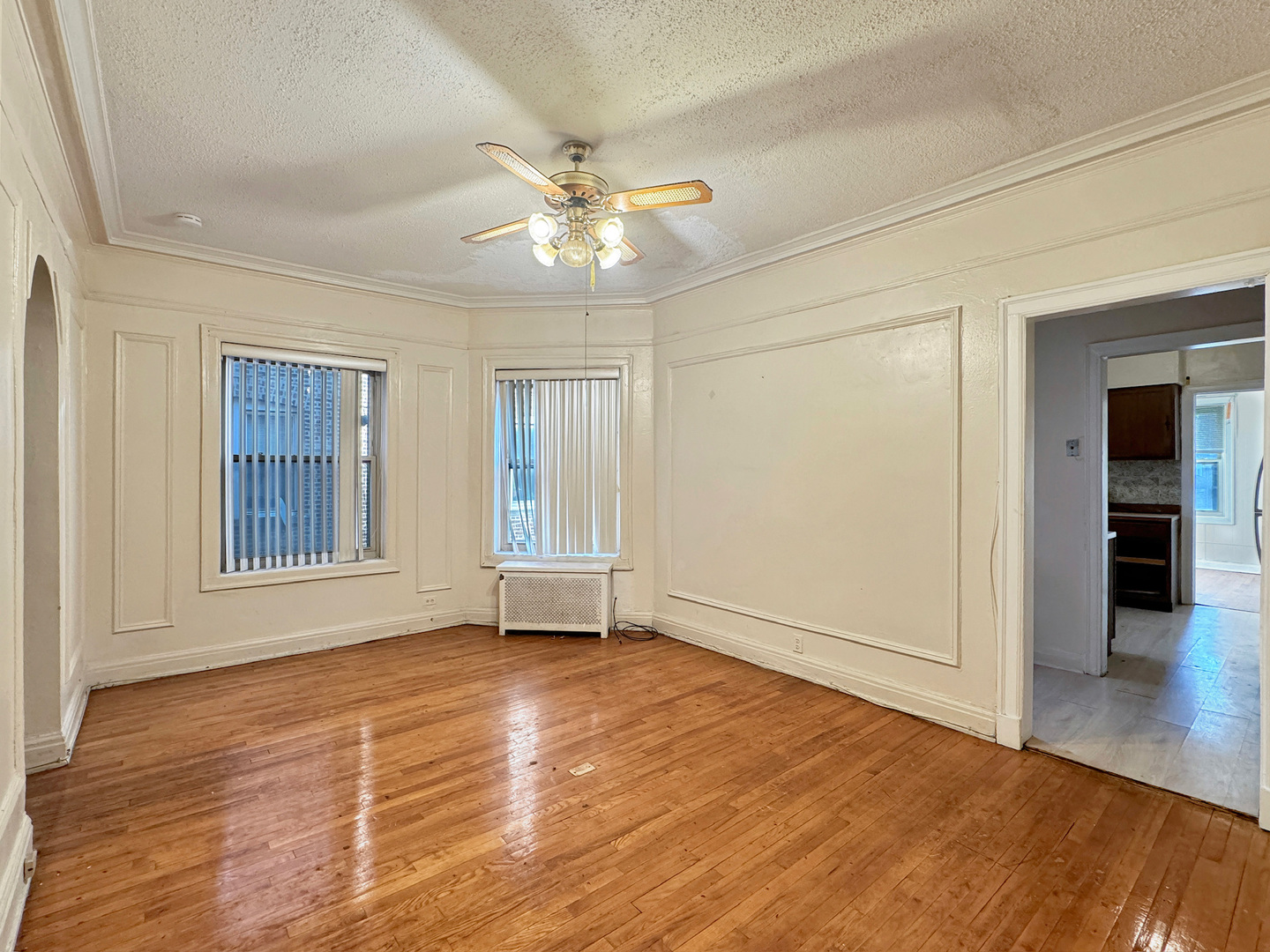 6832 S South Shore Drive Unit: 1
