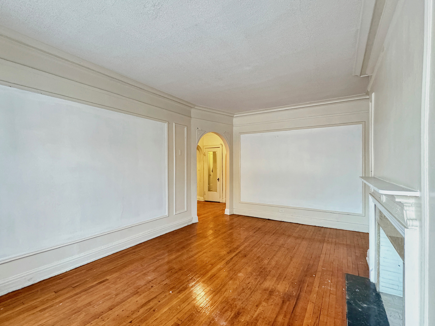 6832 S South Shore Drive Unit: 1