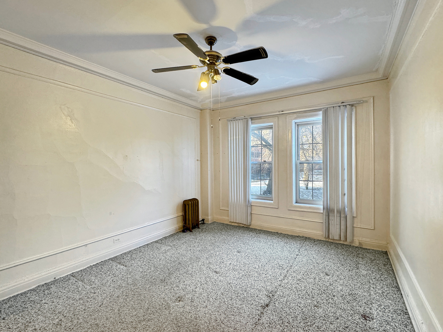 6832 S South Shore Drive Unit: 1