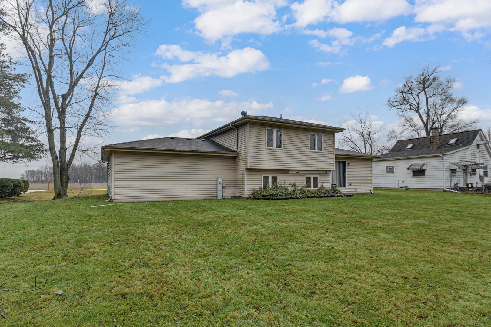 3982 Crete Road