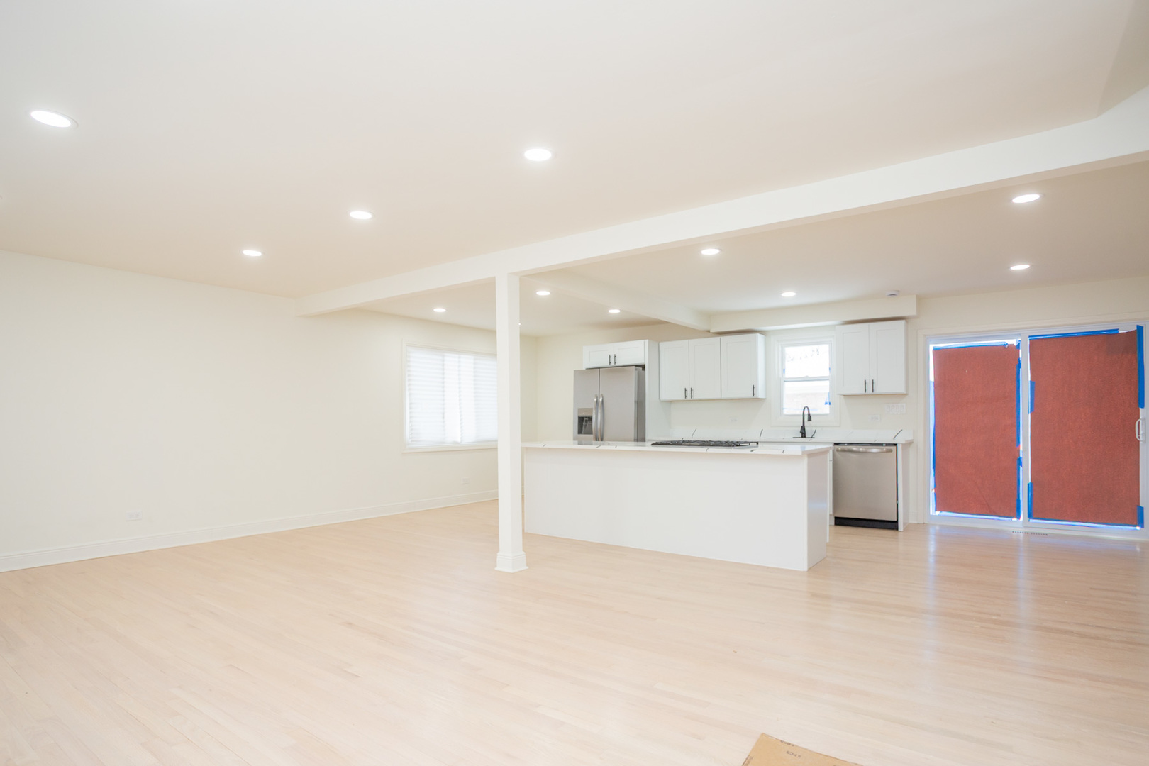 916 E 168th Street