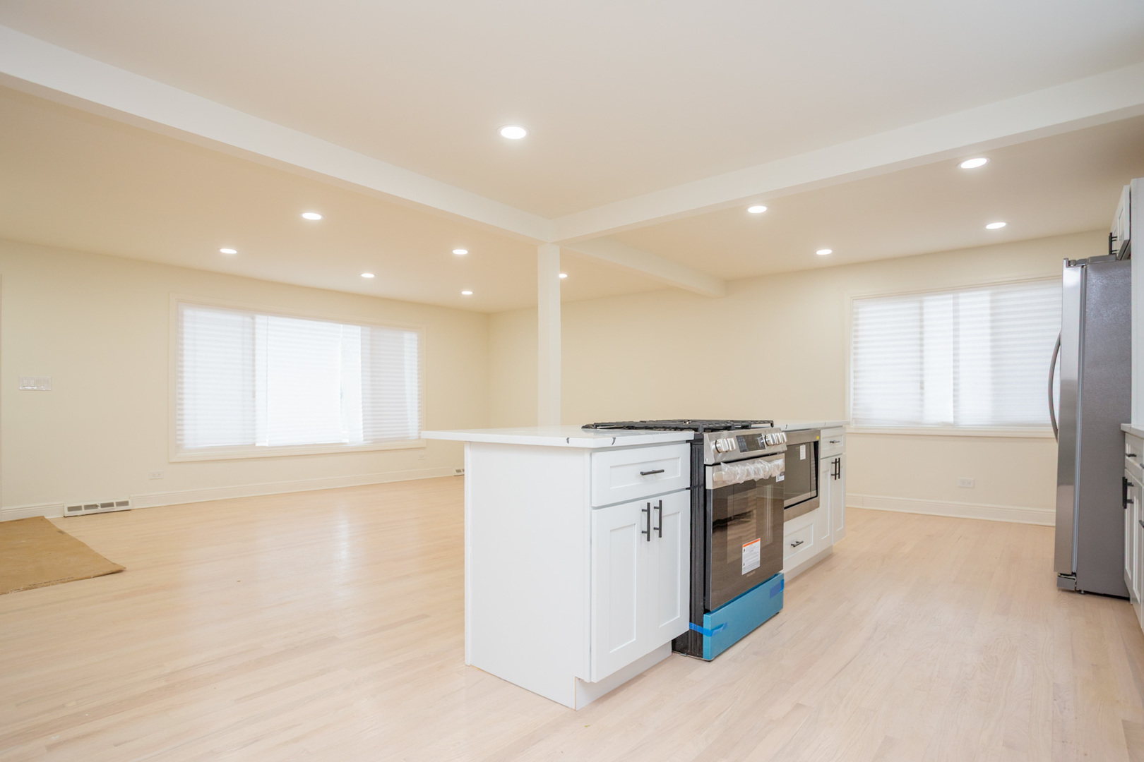 916 E 168th Street