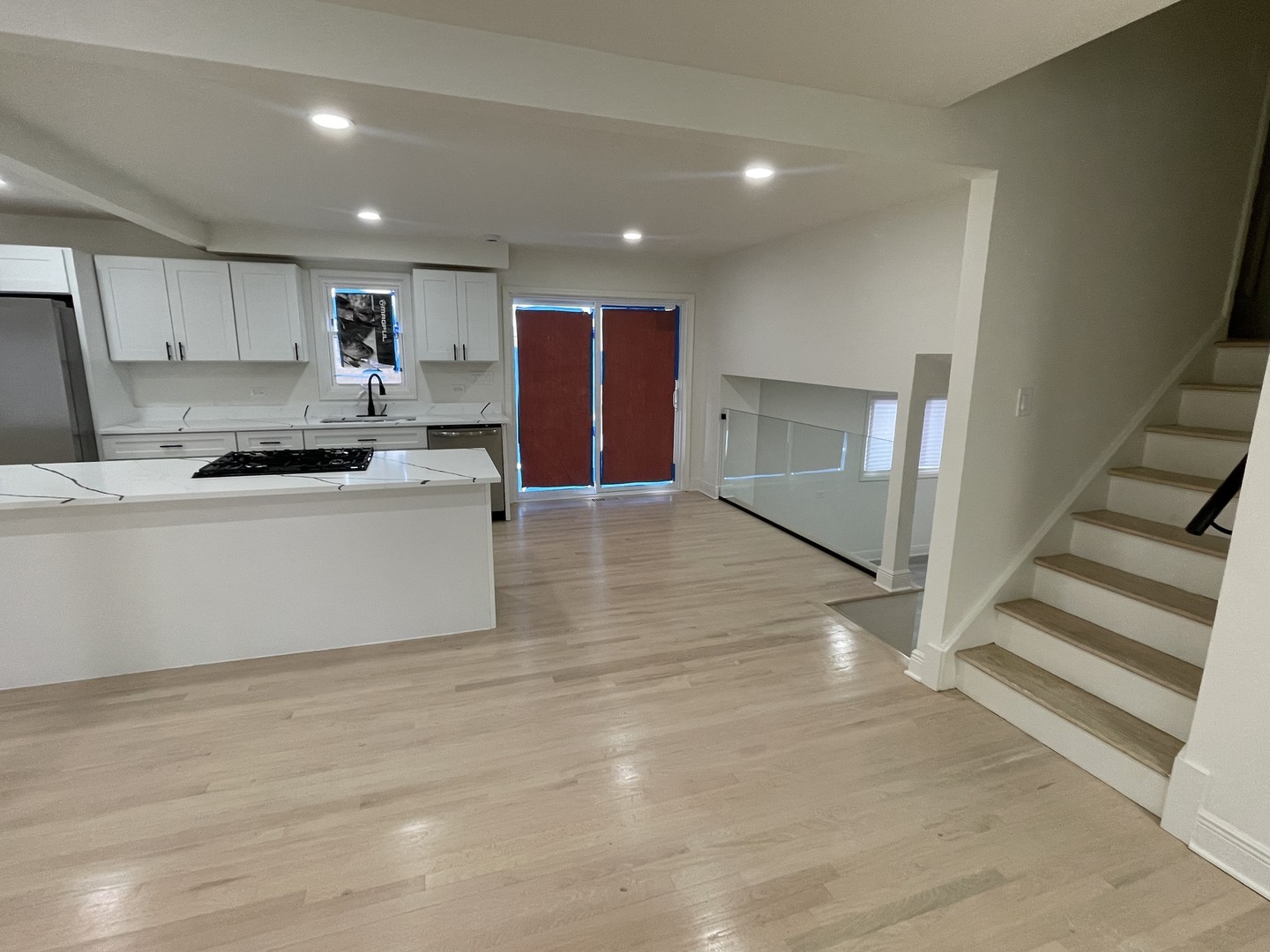 916 E 168th Street