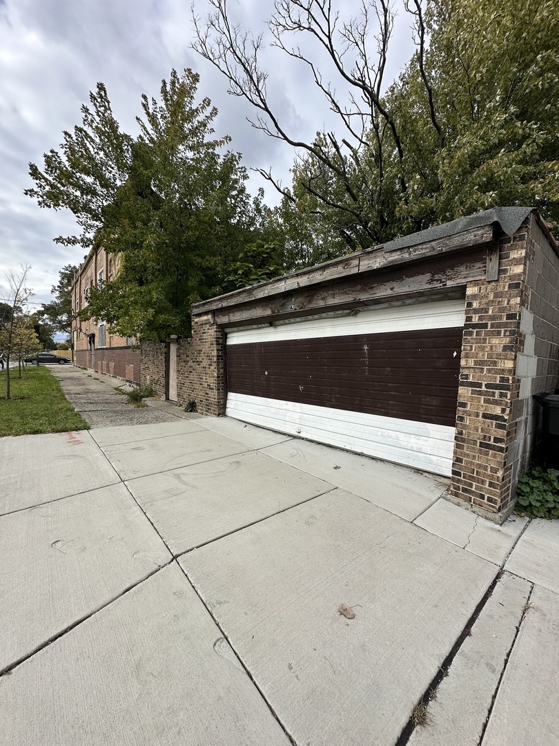 1659 S Pulaski Road