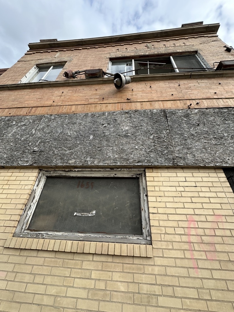 1659 S Pulaski Road