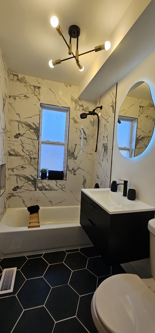 1117 W 57th Street