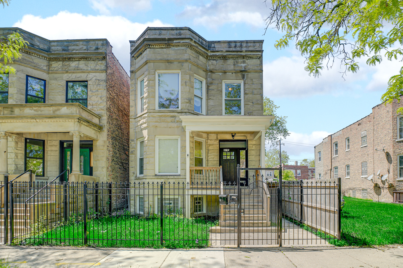 5718 S Sangamon Street