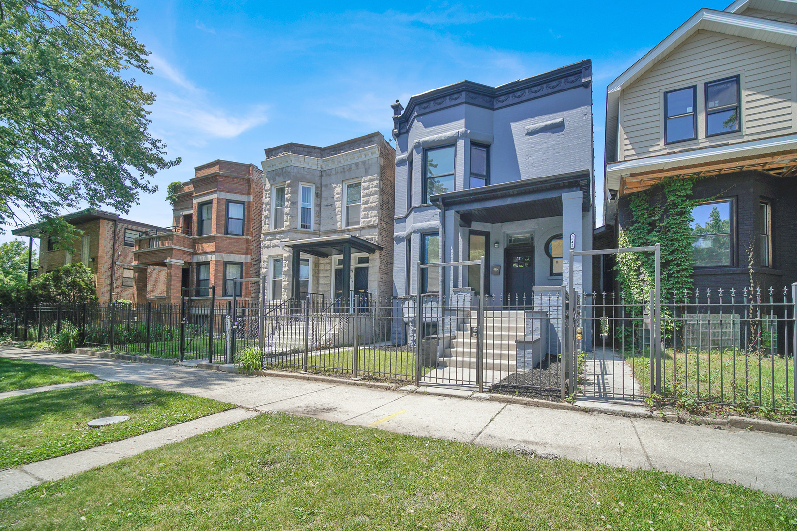 6642 S Drexel Avenue
