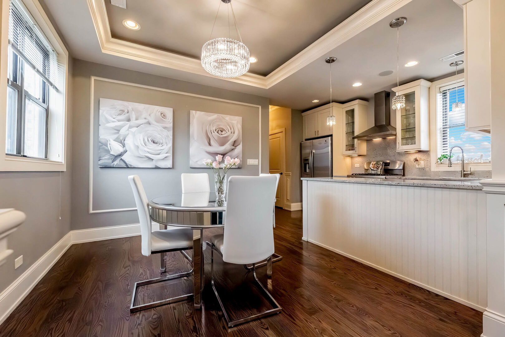 4245 S Langley Avenue Unit: 3