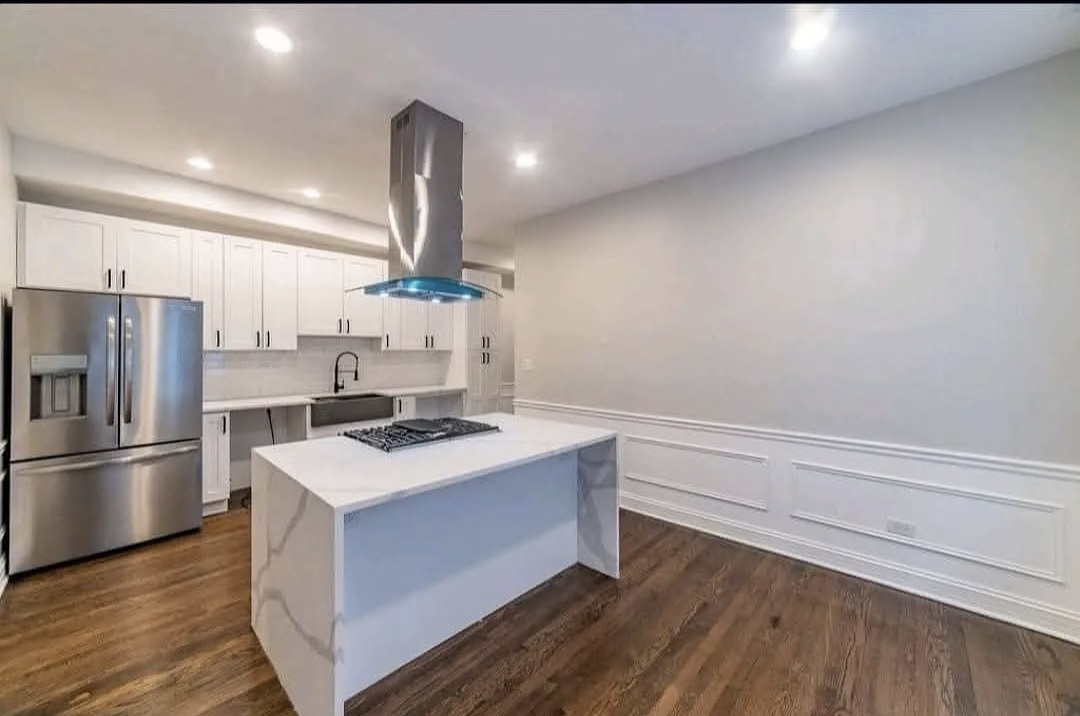 5826 S Michigan Avenue Unit: 3