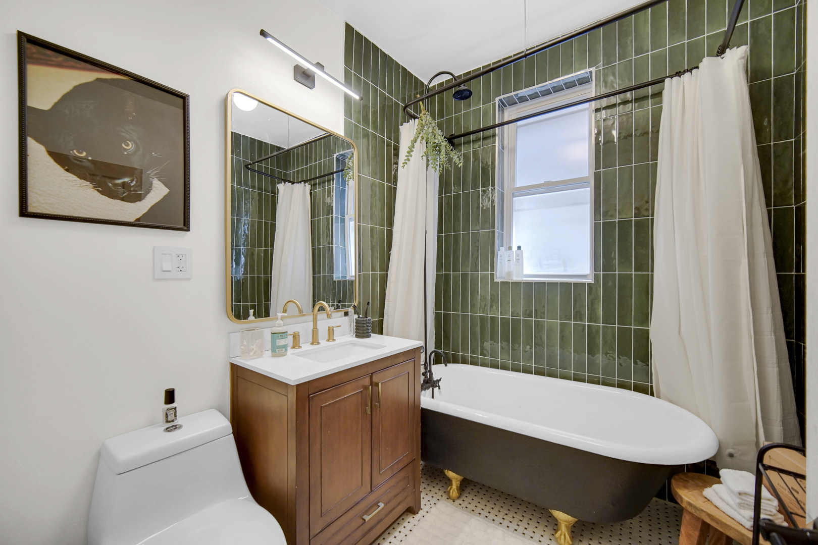 5228 W Quincy Street W