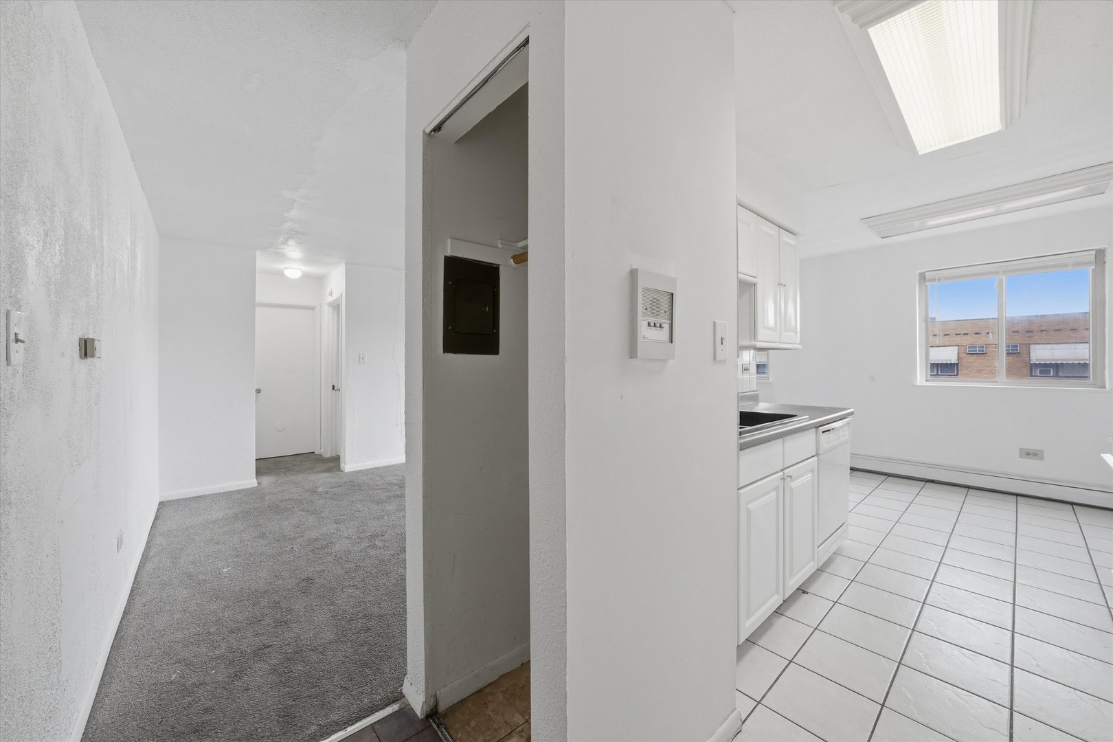 8343 S King Drive Unit: 3B
