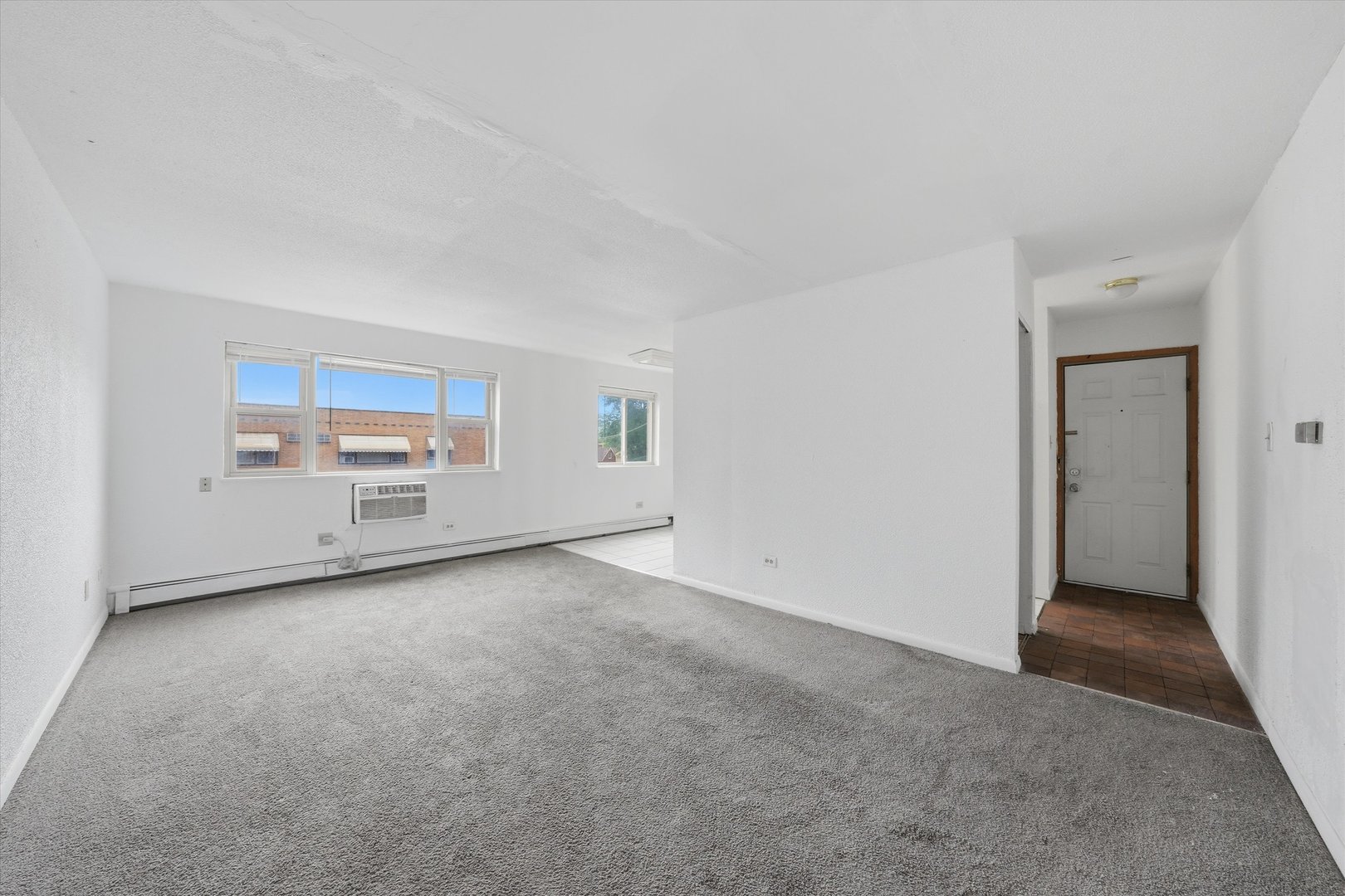 8343 S King Drive Unit: 3B