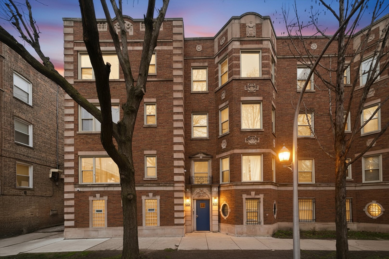 850 E 82nd Street Unit: 3