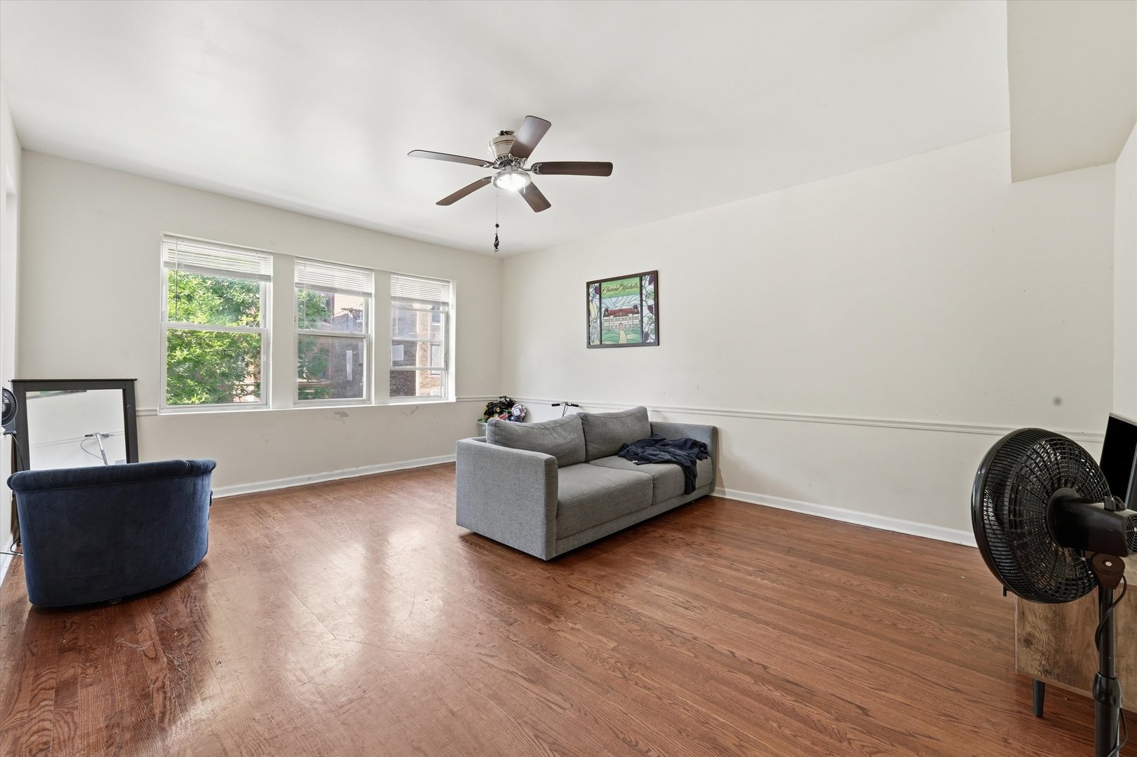 2509 E 76th Street Unit: 1