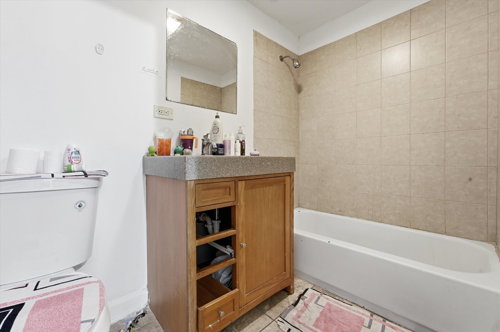 2509 E 76th Street Unit: 1