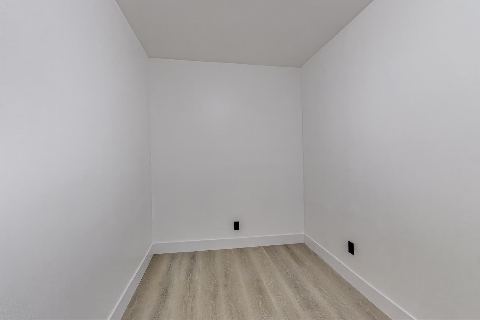 1117 W 57th Street