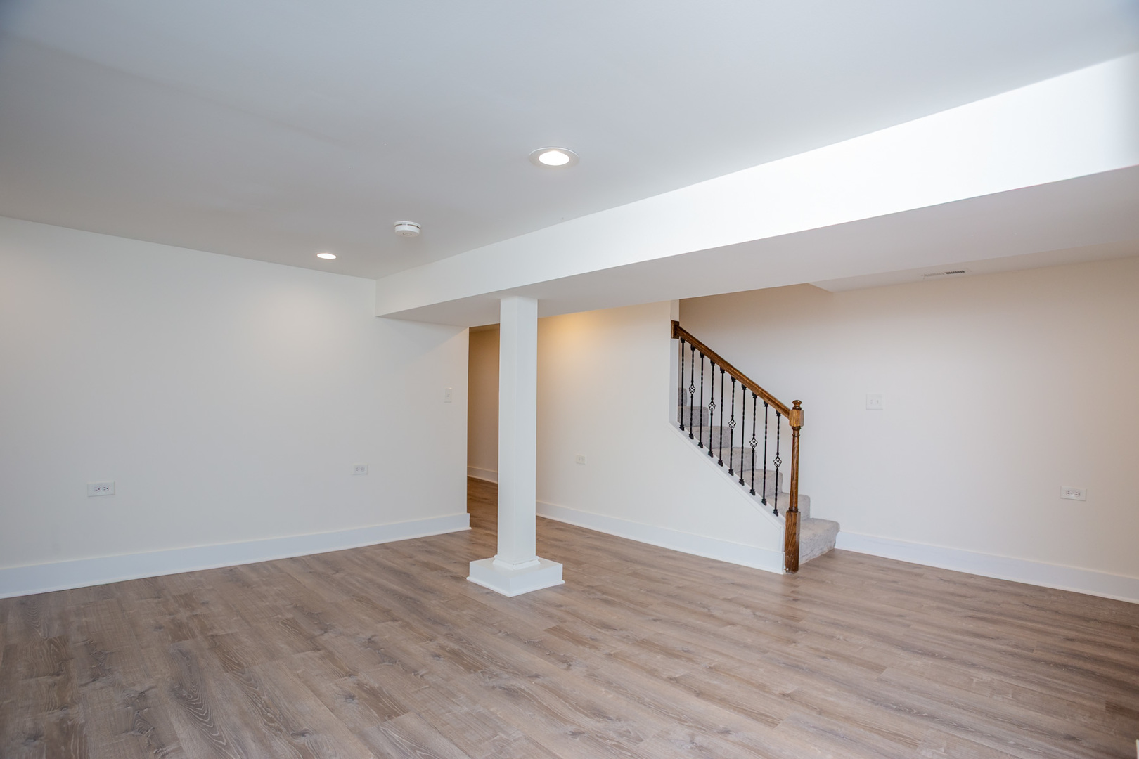 6642 S Drexel Avenue