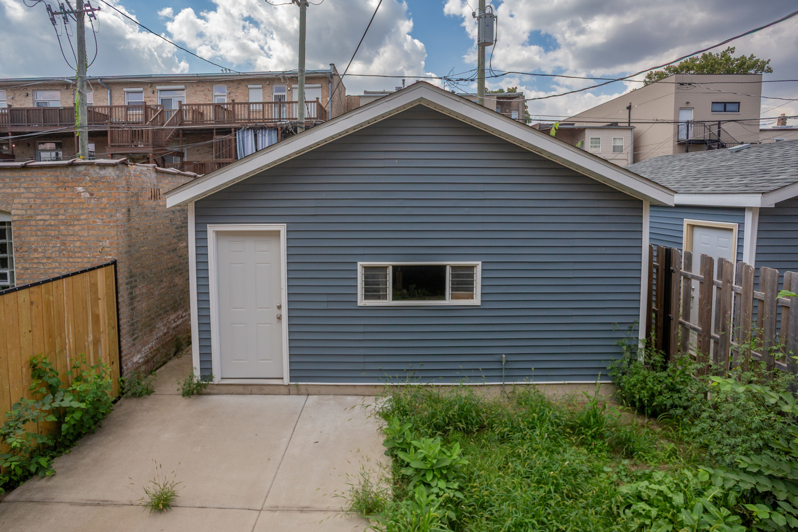 6642 S Drexel Avenue