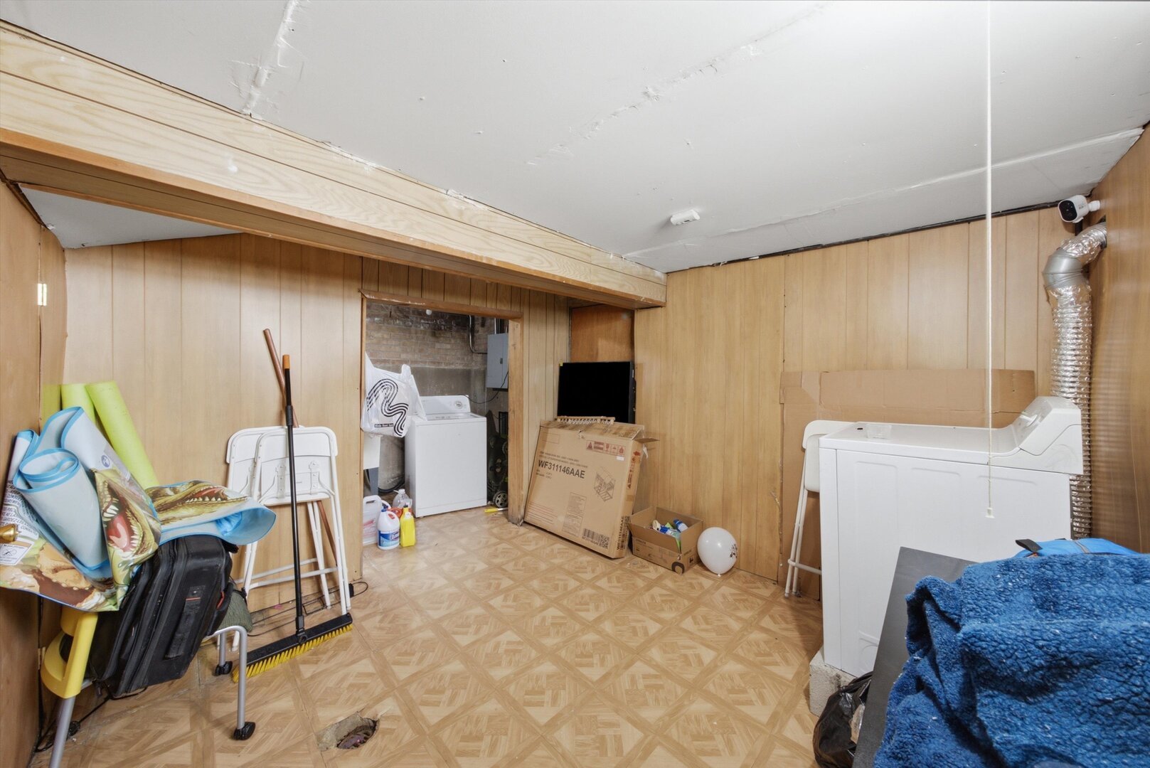 731 E 88th Place