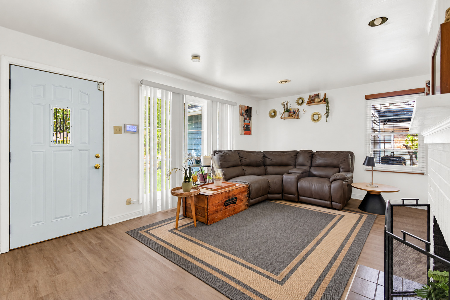 345 Indianwood Boulevard