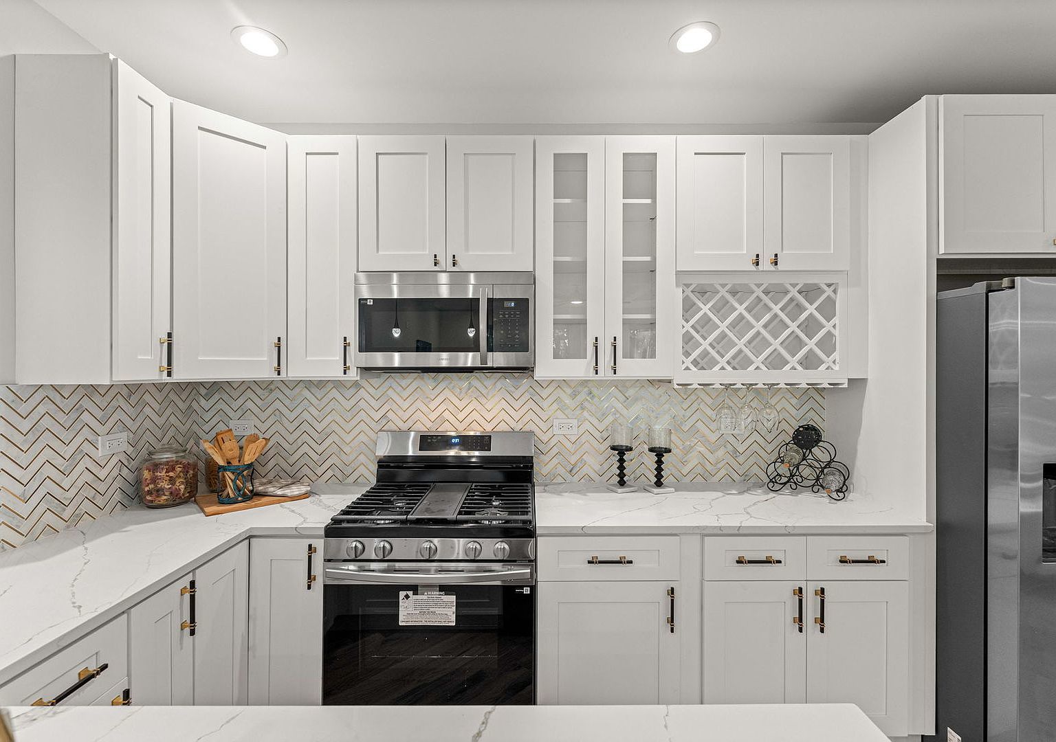6150 S Saint Lawrence Avenue Unit: 3