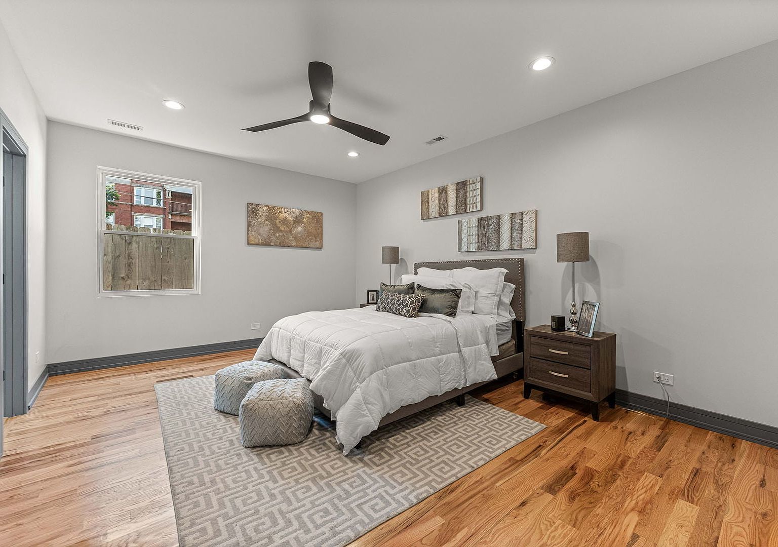 6150 S Saint Lawrence Avenue Unit: 3
