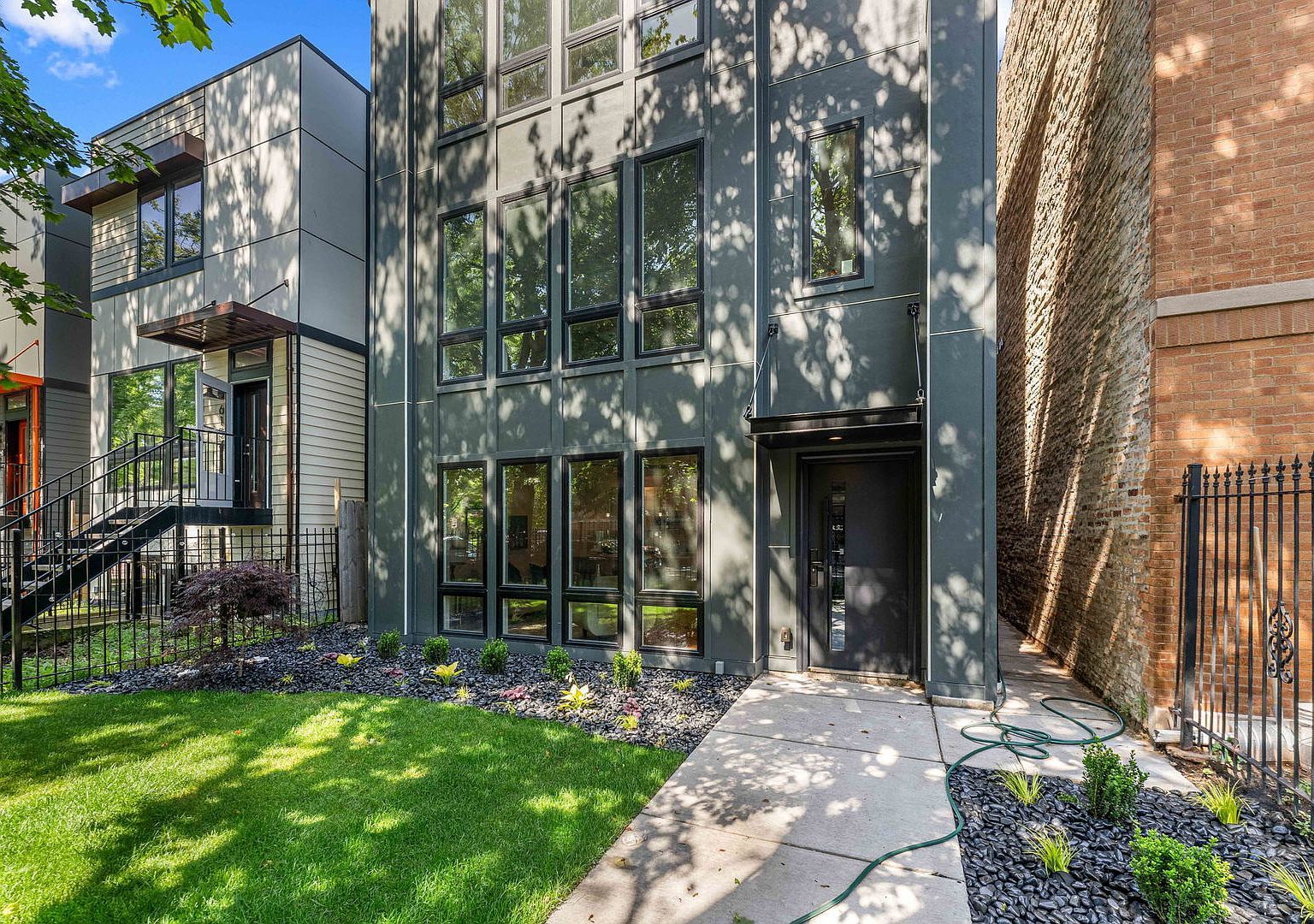 6150 S Saint Lawrence Avenue Unit: 3