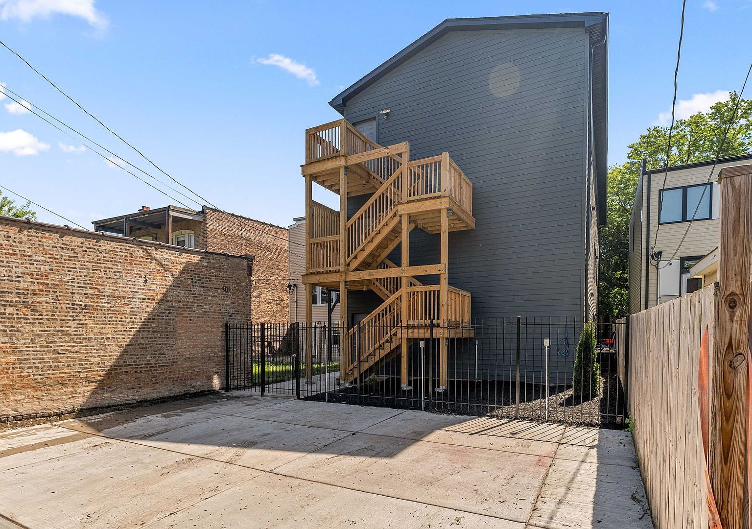 6150 S Saint Lawrence Avenue Unit: 3